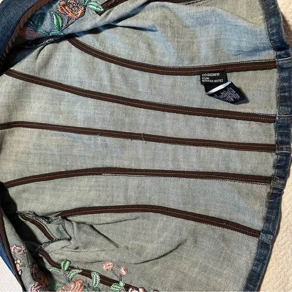 Embroidered denim jacket E by EC like new size 4 - Picture 8 of 11